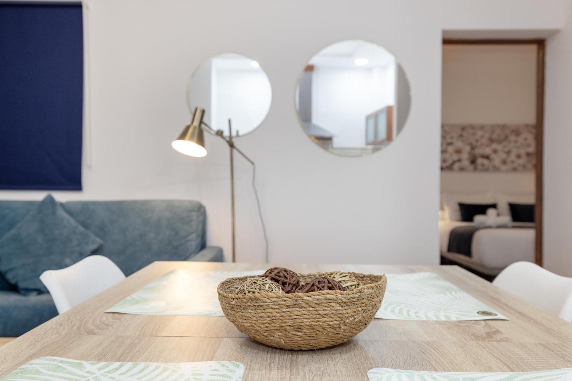 Apartamentos Trianasol 塞维利亚 外观 照片
