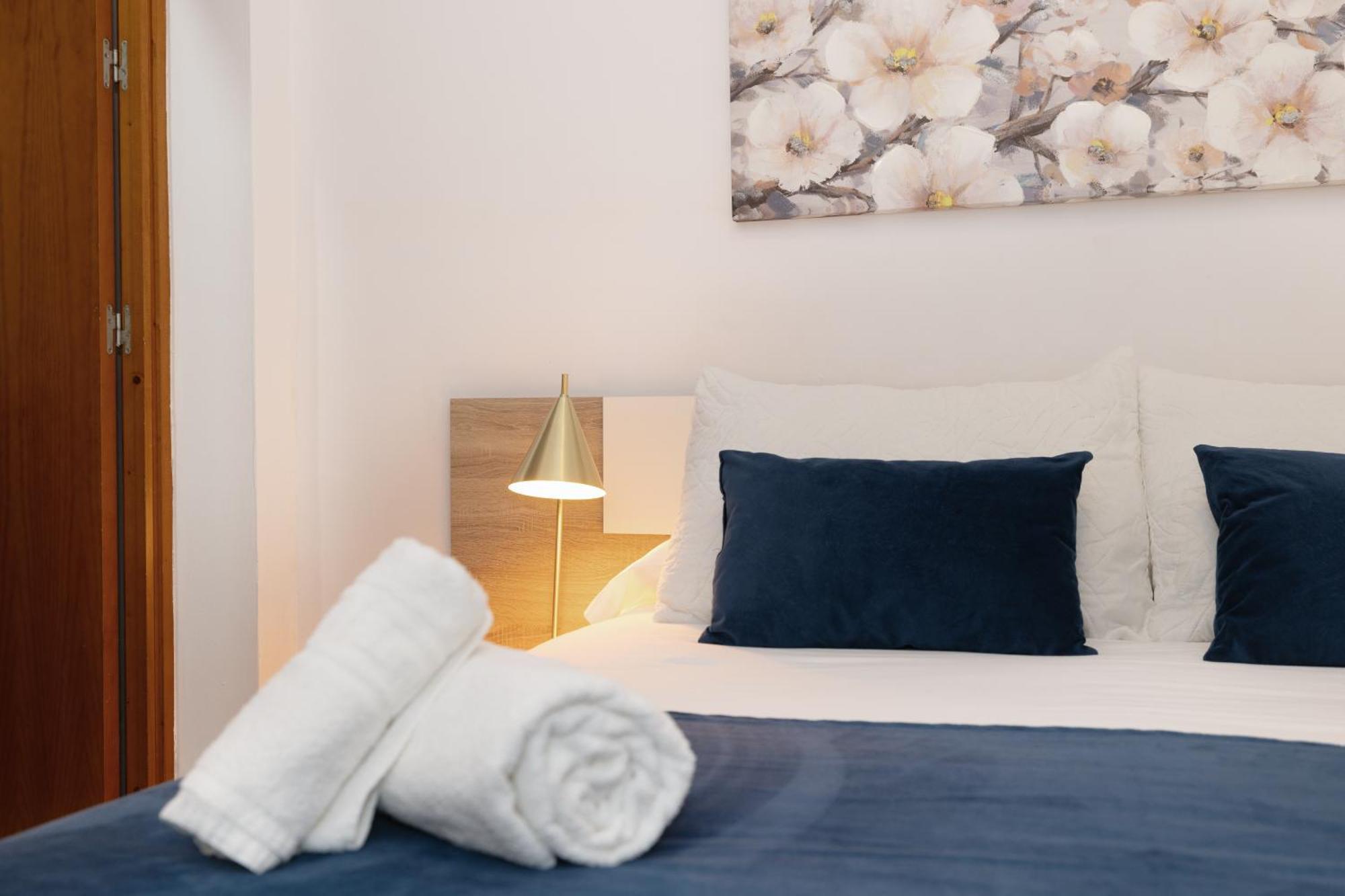 Apartamentos Trianasol 塞维利亚 外观 照片