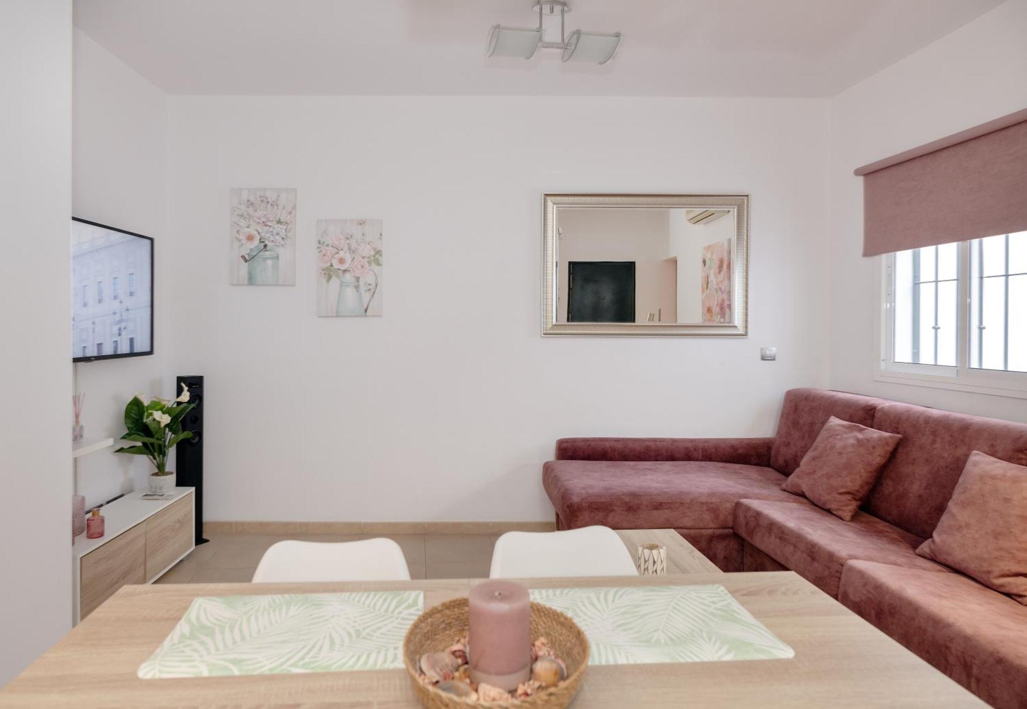 Apartamentos Trianasol 塞维利亚 外观 照片